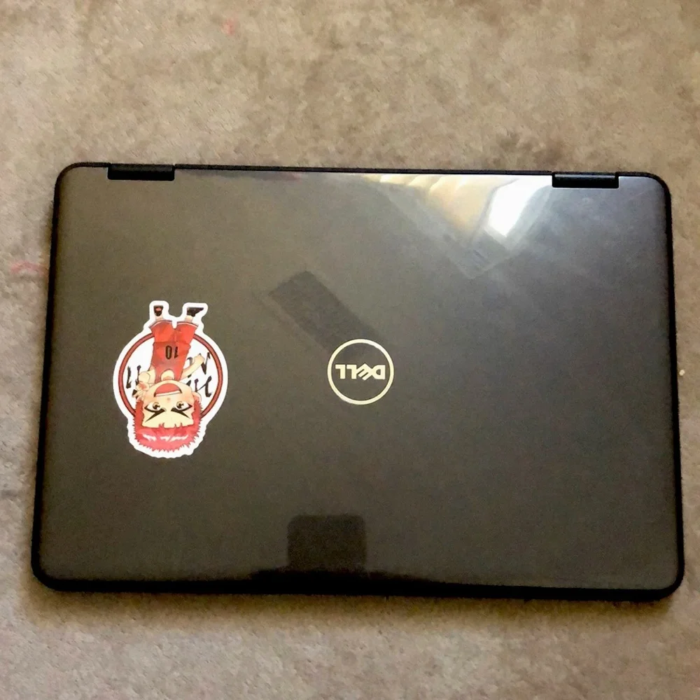 Dell laptop, includes dell charger, touch screen